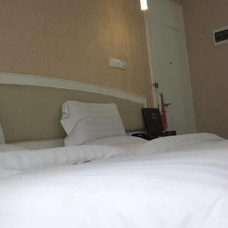 Xinghe Boutique Hotel Guangzhou Bus Station Branch Eksteriør billede